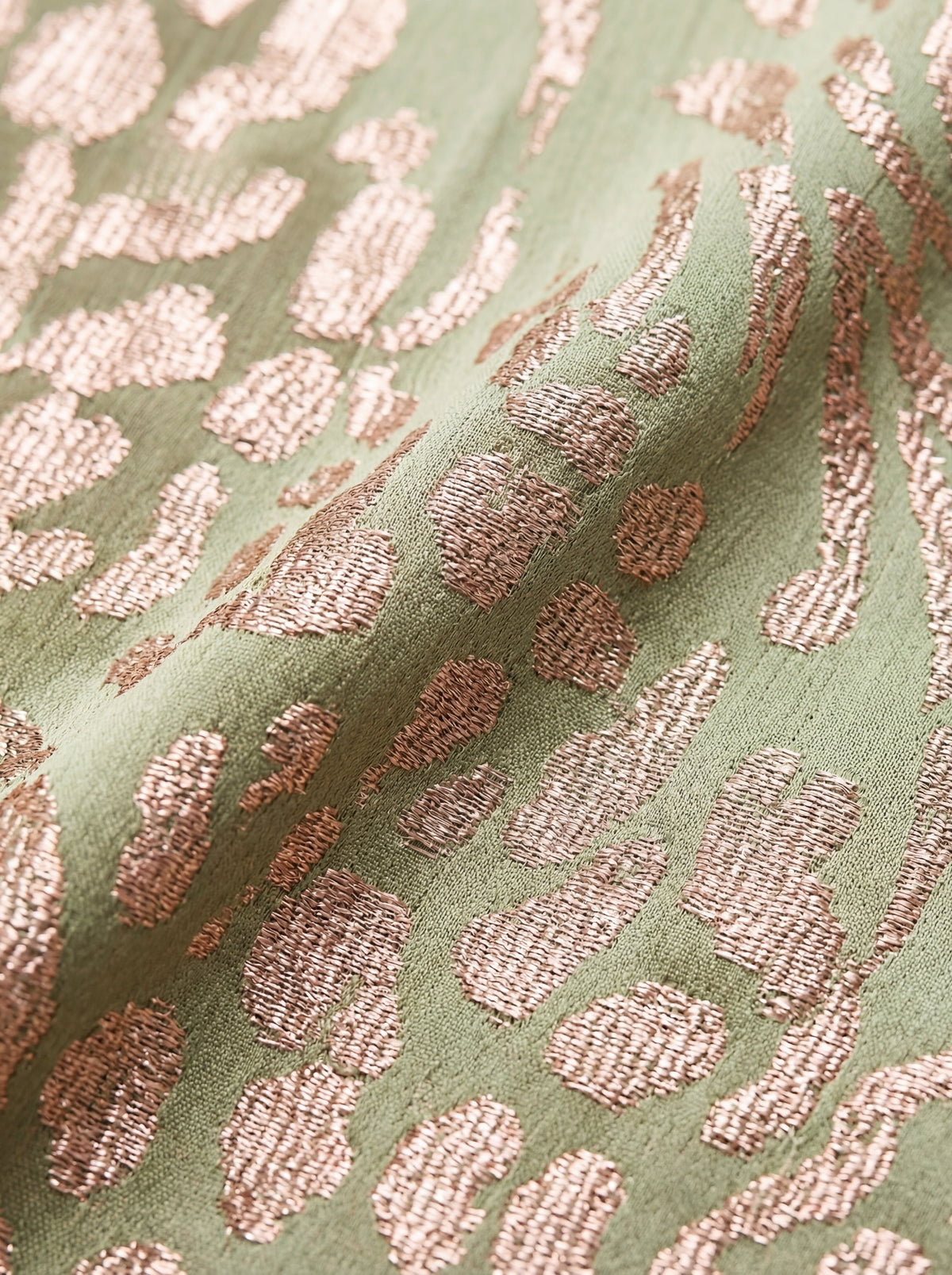 Antonina | Elegancka sukienka z lekkiej, zwiewnej tkaniny