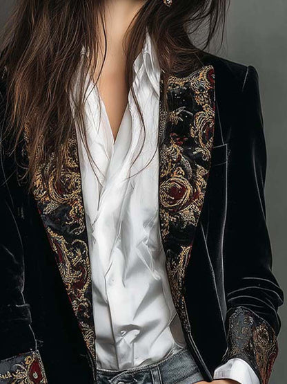Damska czarna marynarka slim fit z barokowym wzorem